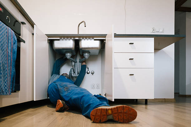 Professional Leak Detection technician working in Carlsbad, NM